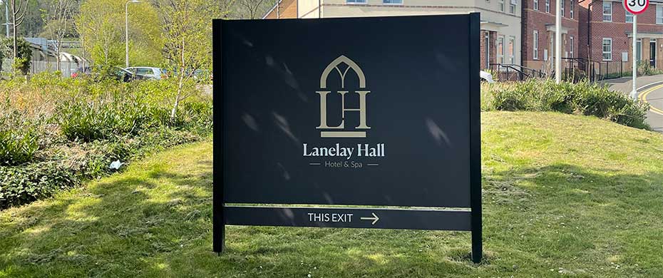 LANELAY HALL | PONTYCLUN